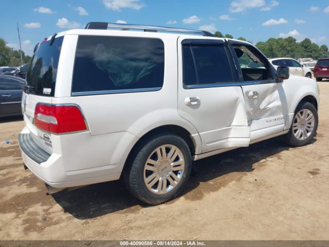 5LMJJ2H51EEL04390 Lincoln Navigator