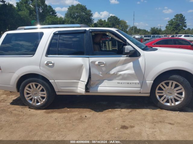 5LMJJ2H51EEL04390 Lincoln Navigator