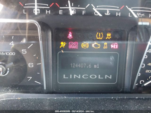 5LMJJ2H51EEL04390 Lincoln Navigator