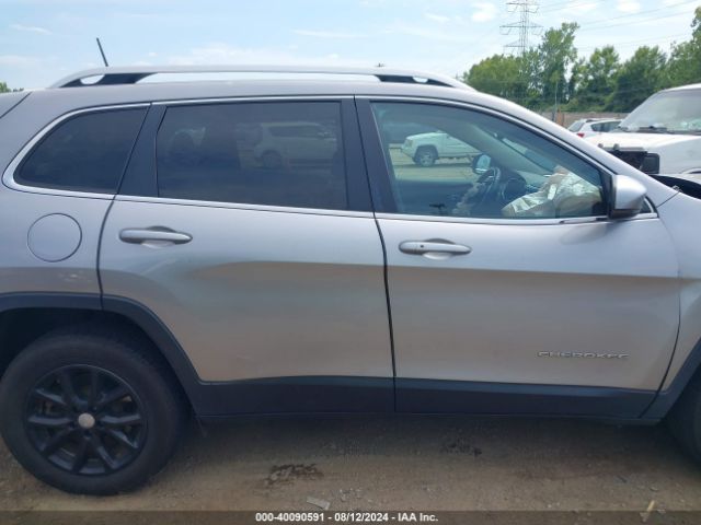 1C4PJMLB8JD579331 Jeep Cherokee Latitude Plus 4x4