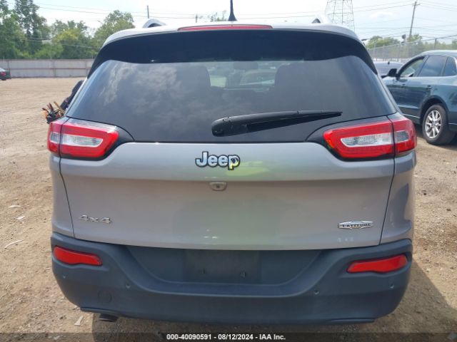 1C4PJMLB8JD579331 Jeep Cherokee Latitude Plus 4x4