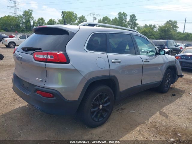 1C4PJMLB8JD579331 Jeep Cherokee Latitude Plus 4x4
