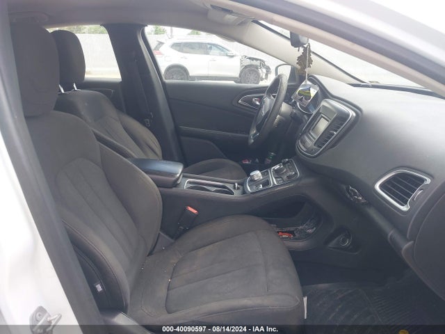 Chrysler 200 Limited 2016 1C3CCCAB6GN140612 Image 5