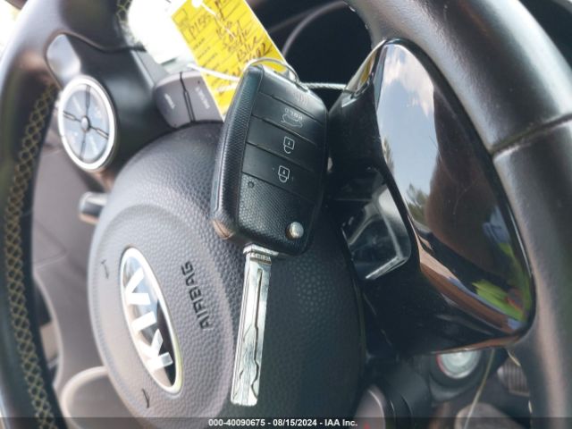 KNDJP3A59E7028602 KIA SOUL +