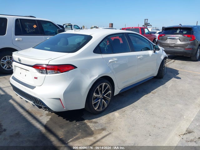 Toyota COROLLA SE 2020 5YFS4RCE3LP026823 Image 4