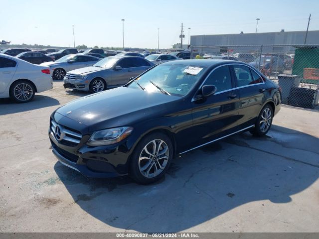 55SWF4JB7JU257660 Mercedes-Benz C 300