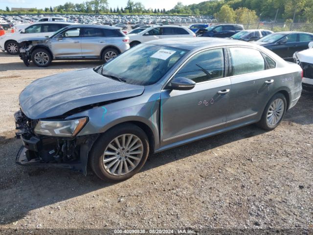 1VWBT7A3XHC053183 Volkswagen Passat 1.8t Se