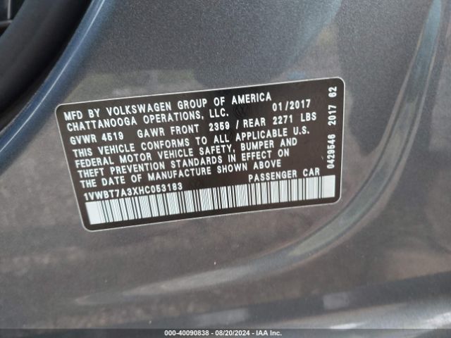 1VWBT7A3XHC053183 Volkswagen Passat 1.8t Se