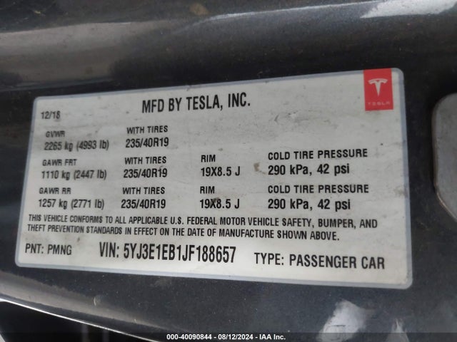 5YJ3E1EB1JF188657 Tesla Model 3 Long Range/performance