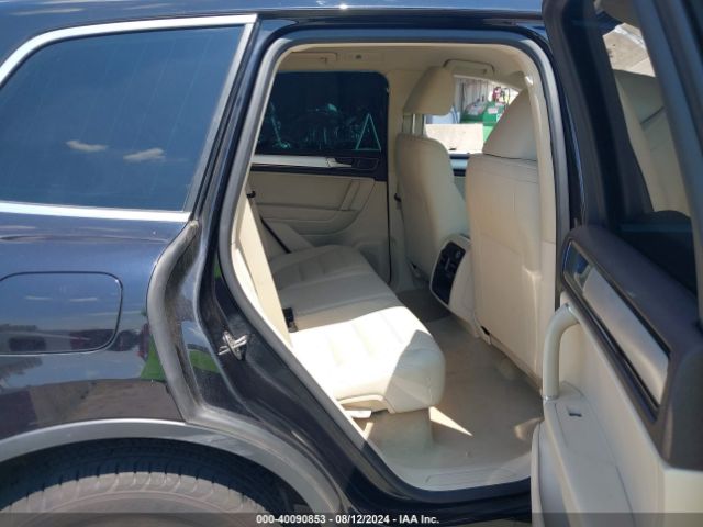 WVGEF9BP1FD002260 Volkswagen Touareg V6 Sport