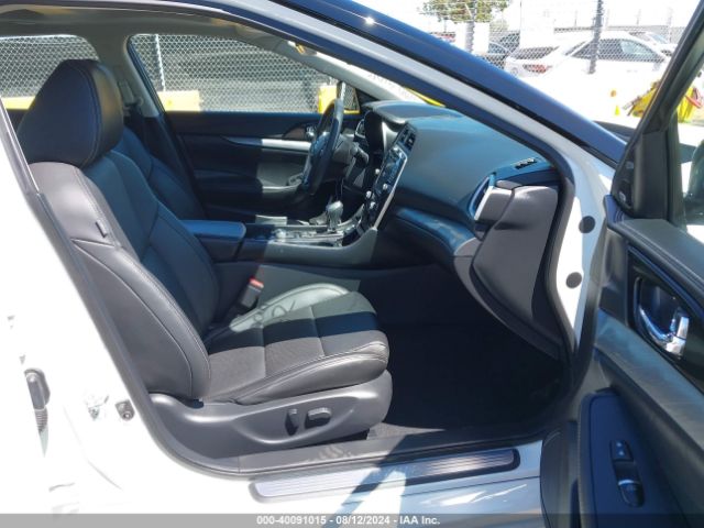 1N4AA6AP6JC402157 Nissan Maxima 3.5 Sl