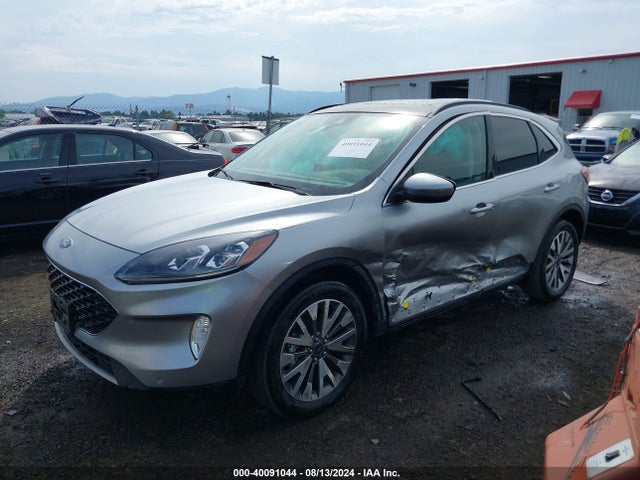 Ford Escape Titanium 2022 1FMCU9J9XNUA87744 Image 2