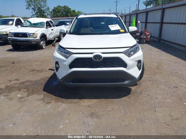 Toyota Rav4 Xle Premium 2020 JTMC1RFV9LD056646 Image 13