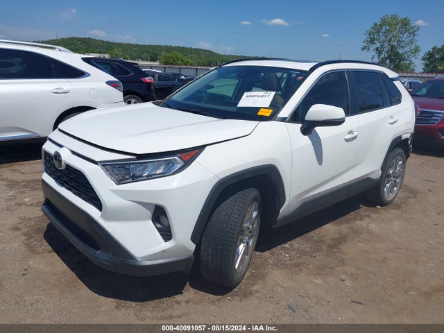 Toyota Rav4 Xle Premium 2020 JTMC1RFV9LD056646 Image 2
