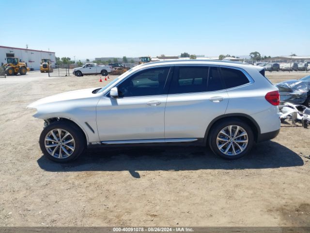 5UXTR7C56KLF23786 BMW X3 Sdrive30i