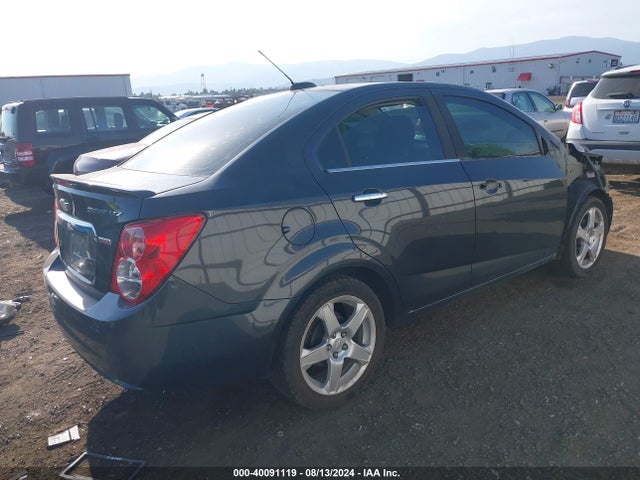 Chevrolet Sonic Ltz Auto 2015 1G1JE5SB3F4145383 Image 4