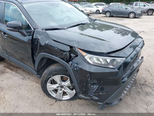 2T3W1RFV8MC086885 Toyota Rav4 Xle