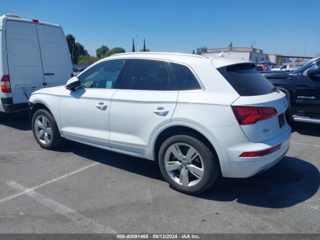 WA1BNAFY6J2061186 Audi Q5 2.0t Premium/2.0t Tech Premium