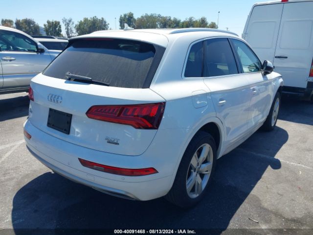 WA1BNAFY6J2061186 Audi Q5 2.0t Premium/2.0t Tech Premium