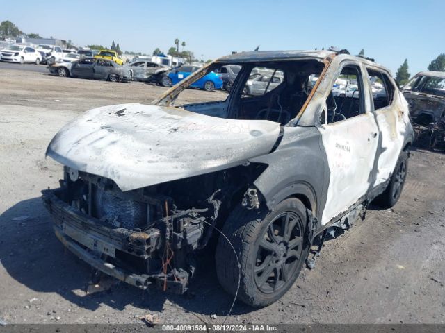 3N1CP5DV2ML556348 Nissan Kicks Sr Xtronic Cvt