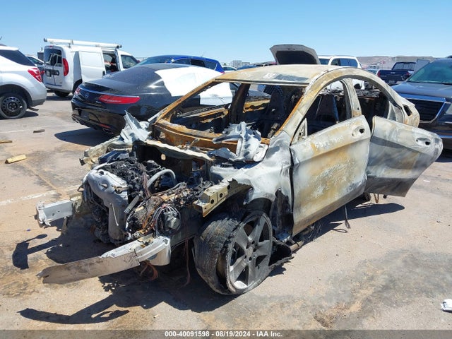 40091598 :رقم المزاد ، WDDSJ4EB4FN183363 vin ، 2015 Mercedes-benz Cla 250 مزاد بيع
