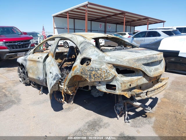 40091598 :رقم المزاد ، WDDSJ4EB4FN183363 vin ، 2015 Mercedes-benz Cla 250 مزاد بيع