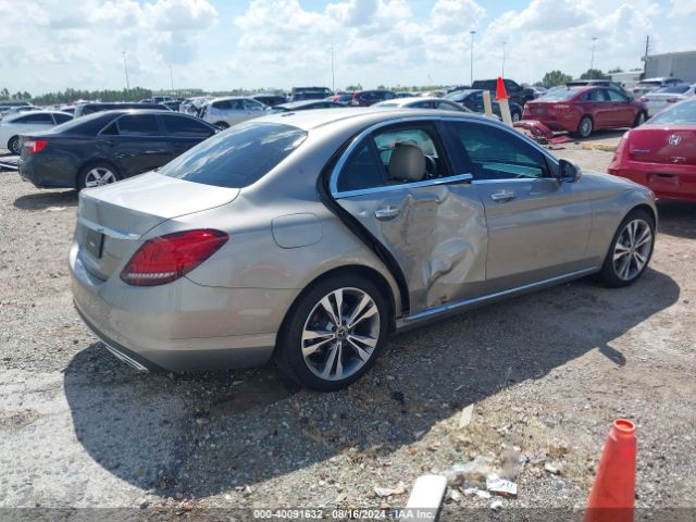 W1KWF8DBXMR644518 Mercedes-Benz C 300 Sedan