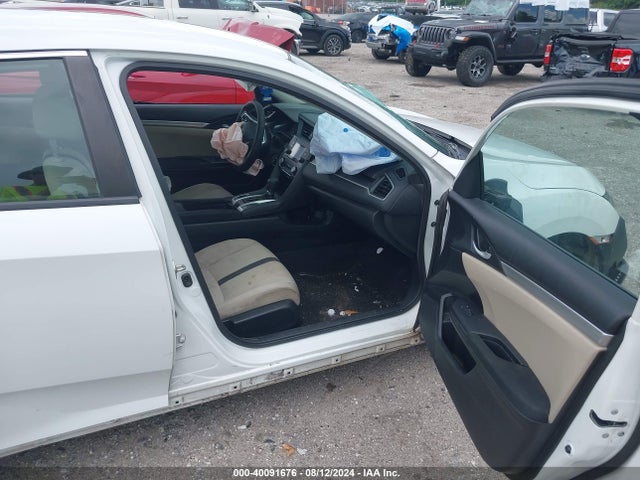 Honda Civic Lx 2019 2HGFC2F62KH570722 Image 5