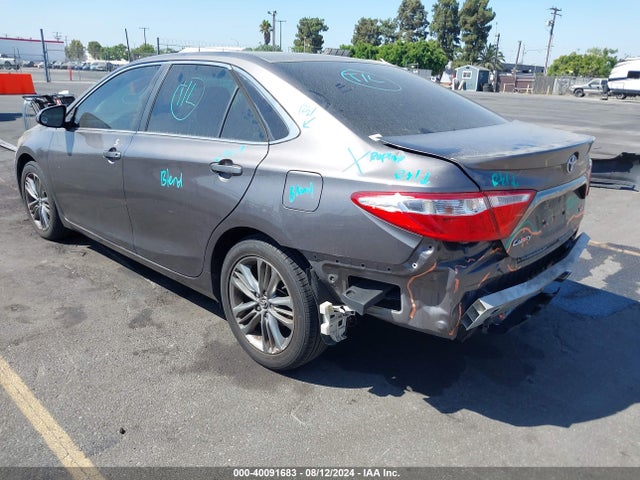Toyota CAMRY SE 2015 4T1BF1FK6FU052798 Image 3
