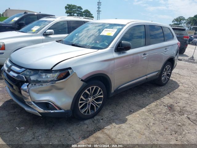 JA4AD2A39JJ004213 Mitsubishi Outlander Es