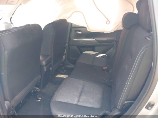JA4AD2A39JJ004213 Mitsubishi Outlander Es