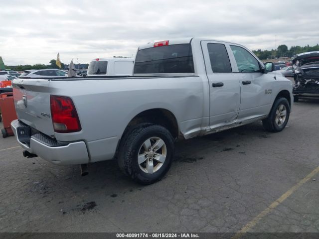 1C6RR7FG0JS270594 RAM 1500 Express Quad Cab 4x4 6'4 Box
