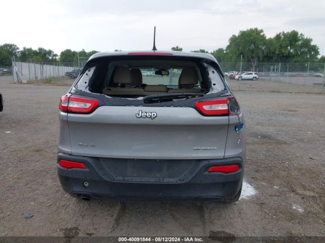 1C4PJMAB3GW266932 Jeep Cherokee Sport