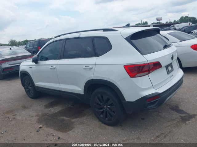 3VVDX7B26NM054929 Volkswagen Taos 1.5t S