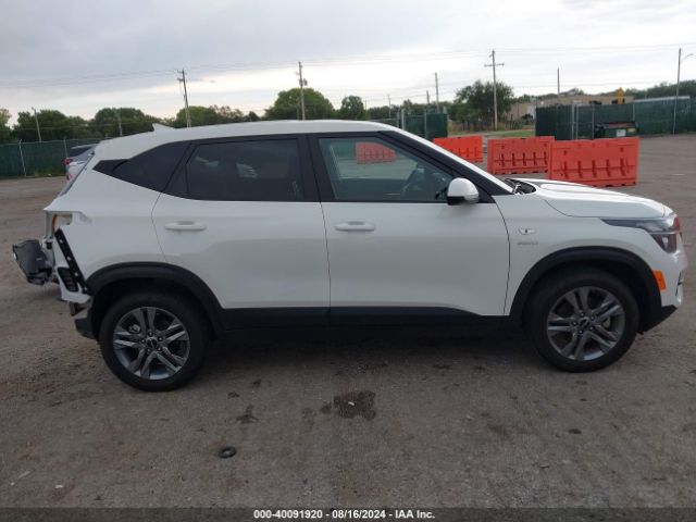 KNDEPCAA2P7451944 KIA Seltos Lx
