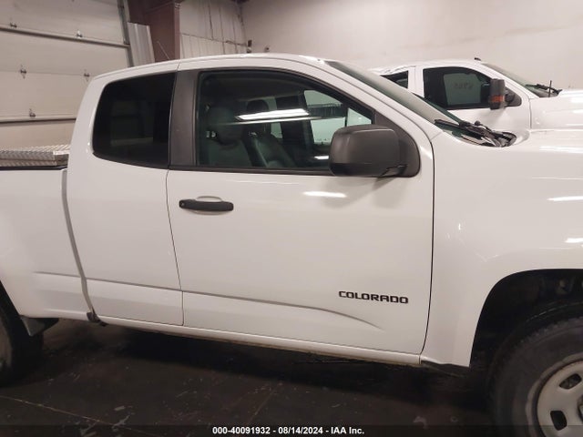 Chevrolet Colorado Wt 2018 1GCHSBEA1J1146848 Image 14