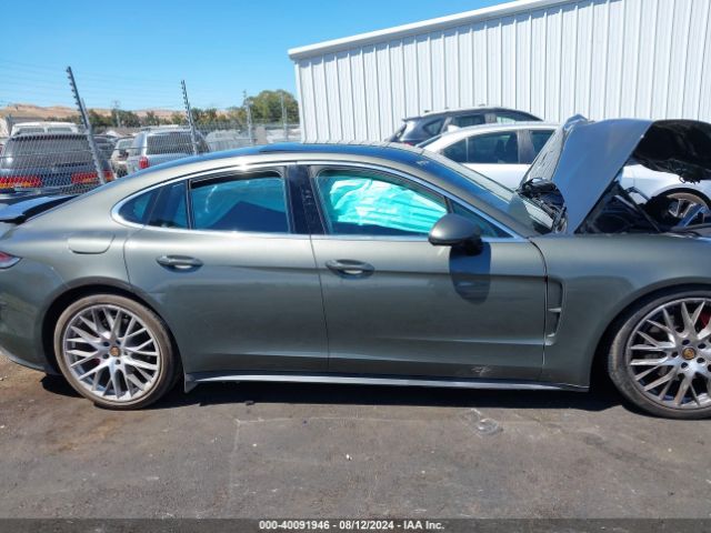 WP0AB2A71PL130190 Porsche Panamera 4s