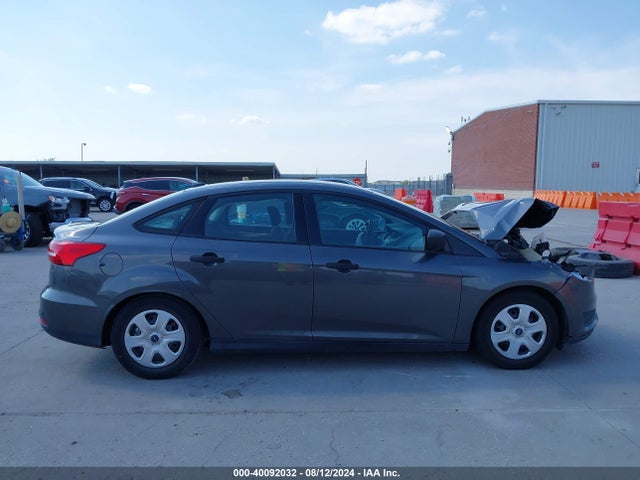 Ford FOCUS S 2016 1FADP3E29GL281481 Image 13