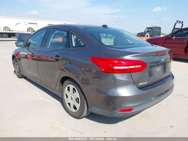 Ford FOCUS S 2016 1FADP3E29GL281481 Image 3