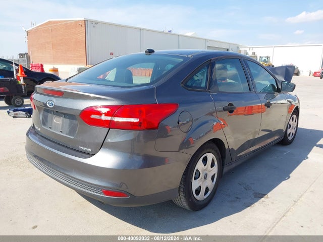 Ford FOCUS S 2016 1FADP3E29GL281481 Image 4