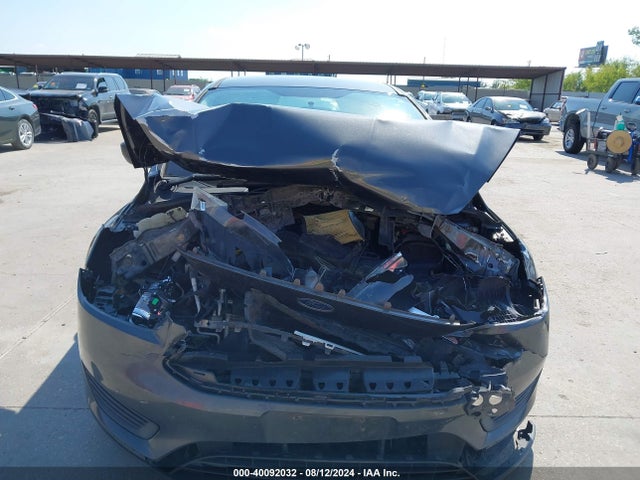 Ford FOCUS S 2016 1FADP3E29GL281481 Image 6