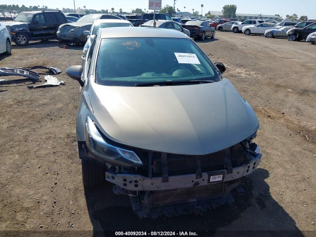 Chevrolet Cruze Lt Auto 2018 1G1BE5SM7J7247136 Image 13