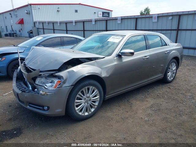 2C3CCAKG9EH194376 Chrysler 300c Awd