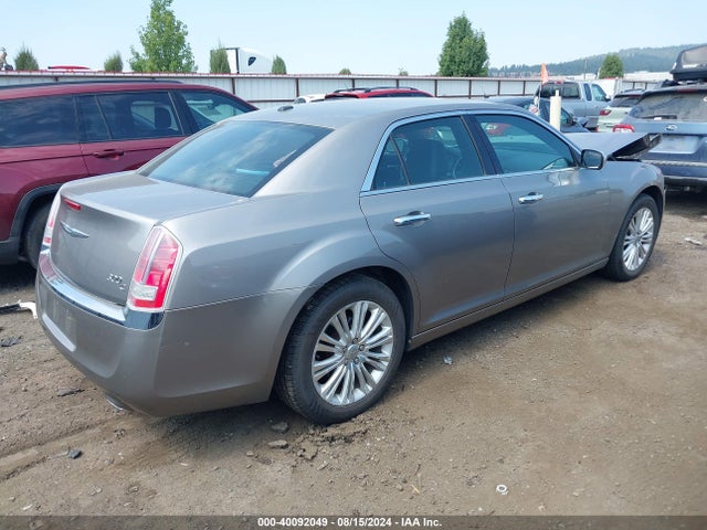 2C3CCAKG9EH194376 Chrysler 300c Awd
