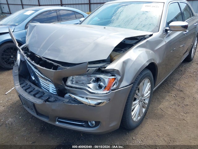 2C3CCAKG9EH194376 Chrysler 300c Awd