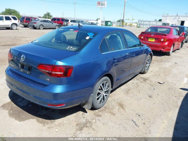 3VWDB7AJXJM260901 Volkswagen Jetta 1.4t Se/1.4t Wolfsburg Edition