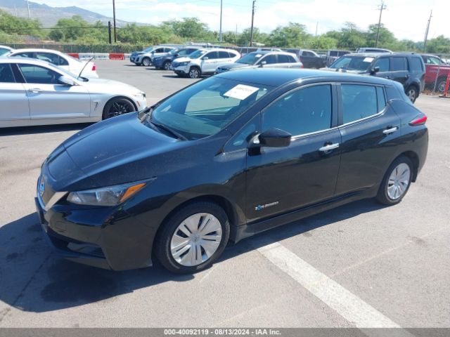 1N4AZ1CP2JC304820 Nissan LEAF S