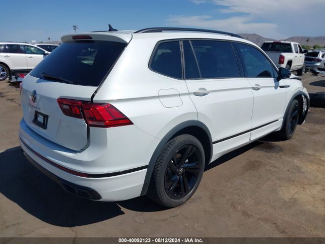 3VVCB7AX2RM072874 Volkswagen Tiguan 2.0t Se R-line Black