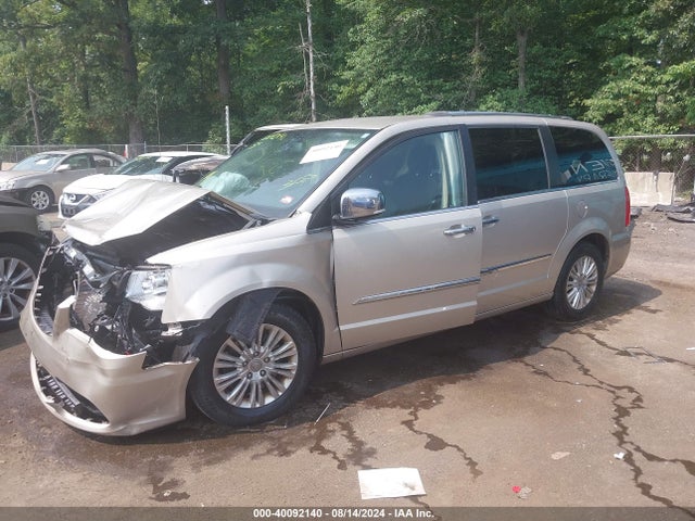 2C4RC1JG1GR133379 Chrysler Town & Country Limited