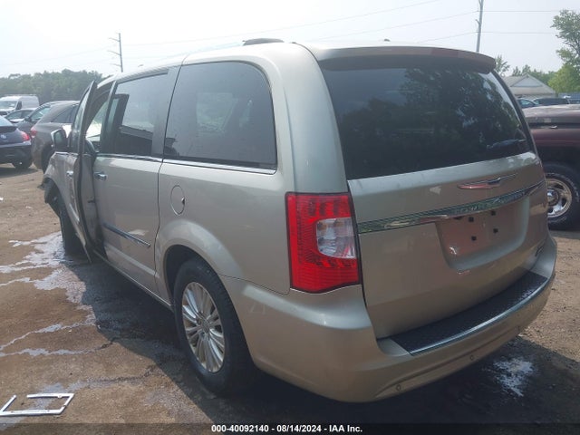 2C4RC1JG1GR133379 Chrysler Town & Country Limited
